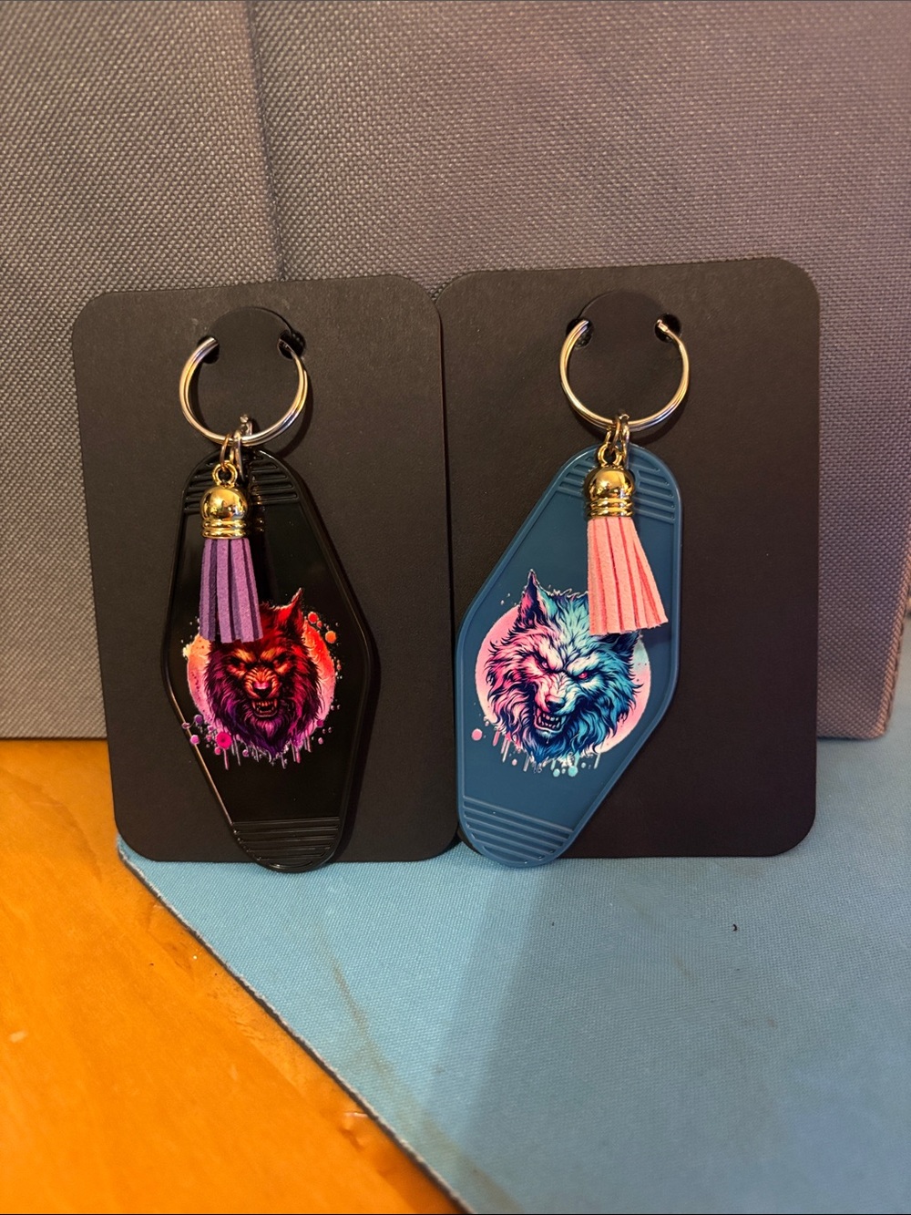 Gothic Light-Up Jar & 2 Motel Keychains Bundle - Picture 8 of 8